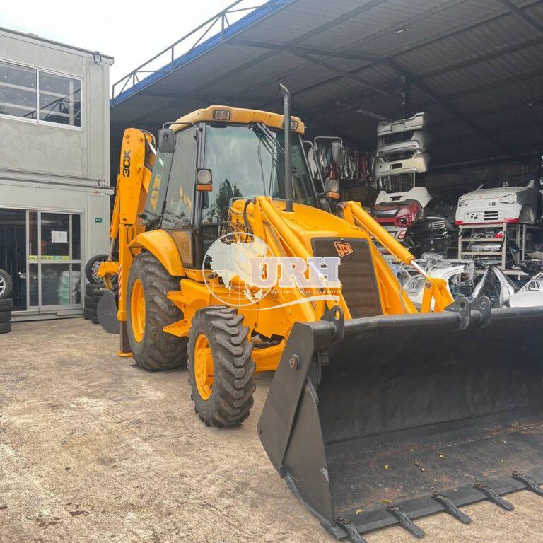 JCB BACKHOE LOADER