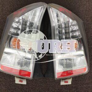 TOYOTA PRIUS NHW30 TAIL LIGHT