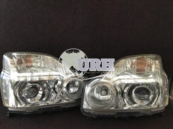 NISSAN X TRAIL NT31 HEAD LIGHT