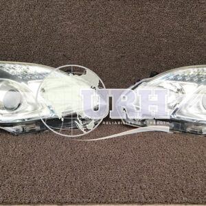 TOYOTA PRIUS NHW30 HEAD LIGHT
