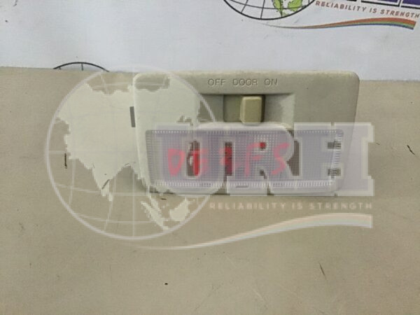 MAZDA DEMIO DE3FS HOOD LIGHT