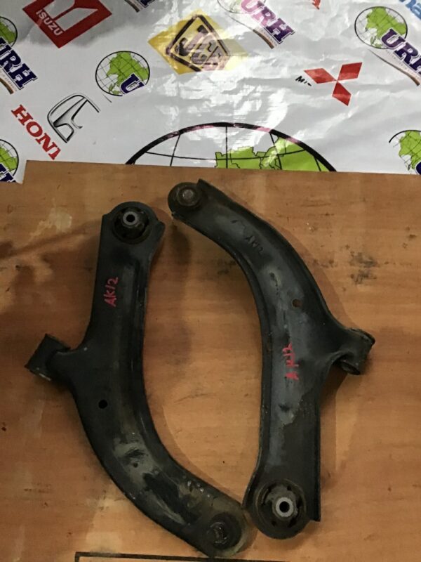 NISSAN MARCH K12 LOWER ARM