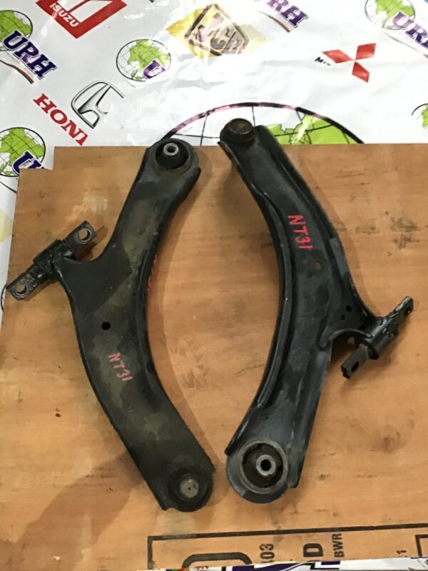 NISSAN X TRAIL NT31 LOWER ARM