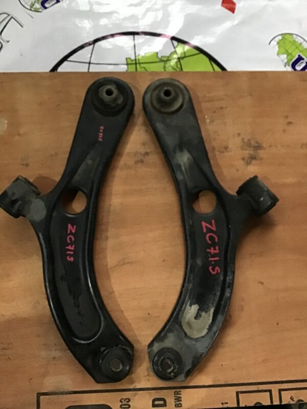 SUZUKI SWIFT ZC71S LOWER ARM