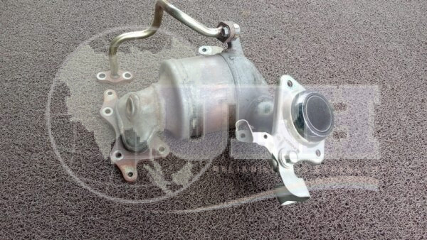 HONDA FIT GP1 CATLIC